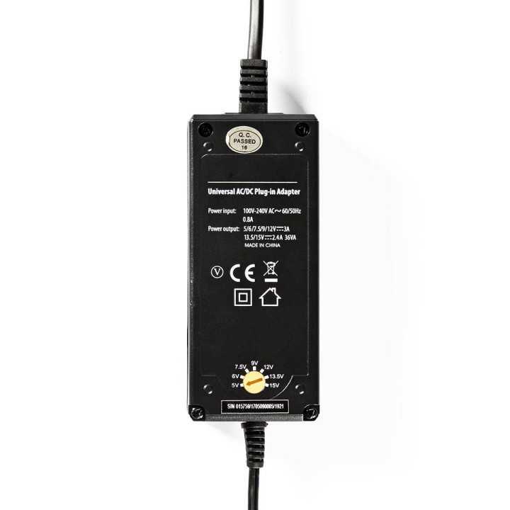 Alimentator Universal curent continuu 5 6 7.5 9 12 13.5 15V 36W max. Nedis