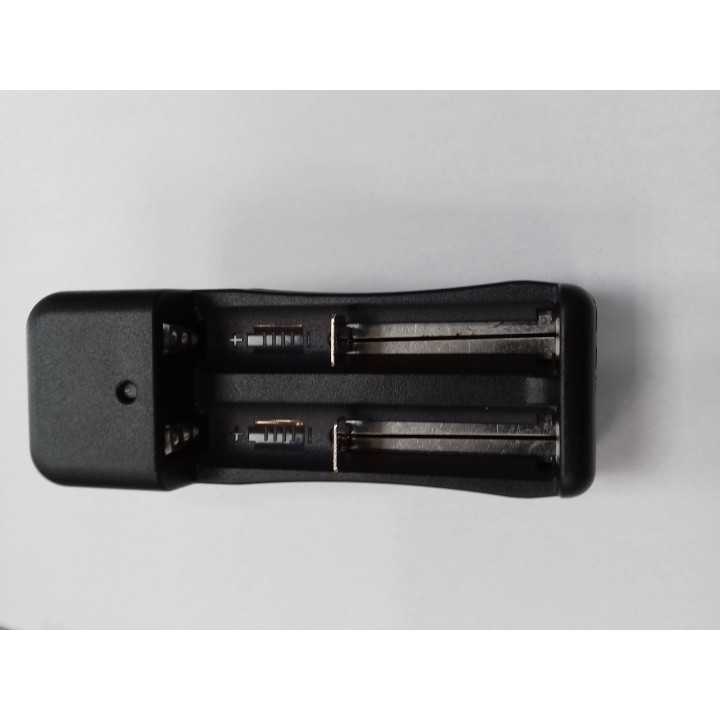 Incarcator universal Litiu 500mA acumulatori 2x 18650