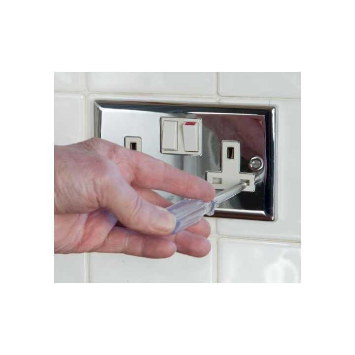 Surubelnita tester de tensiune pentru circuite 220V-250V Stanley STHT0-62685