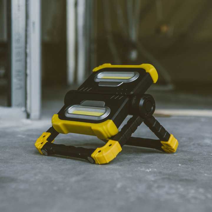 Reflector multifunctional COB LED 2x 10W 6000K cu acumulator 2x 4000mAh Li-ion 2x 1000lm IP43 PHENOM