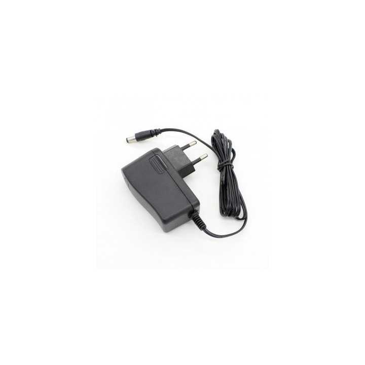 Alimentator 220V la 12V 2A 2.1x5.5 mm