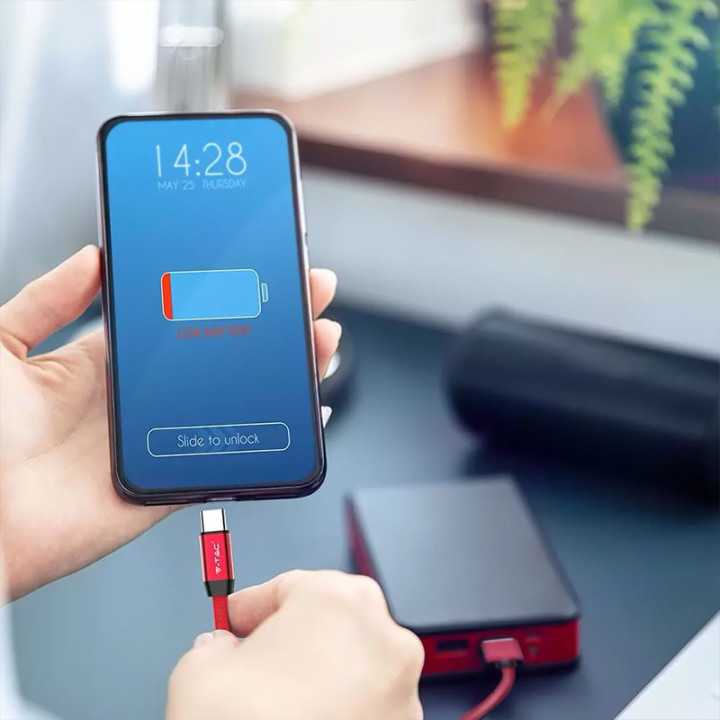 Cablu USB TYPE C 1m plat rosu 2.4A RUBY EDITION V-Tac SKU-8631