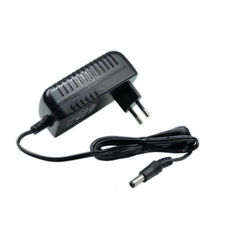 Alimentator retea AC100-240V - 9V 3000mAh conector cu utilizare 2.5x5.5 / 2.1x5.5 mm 9V3A-0930