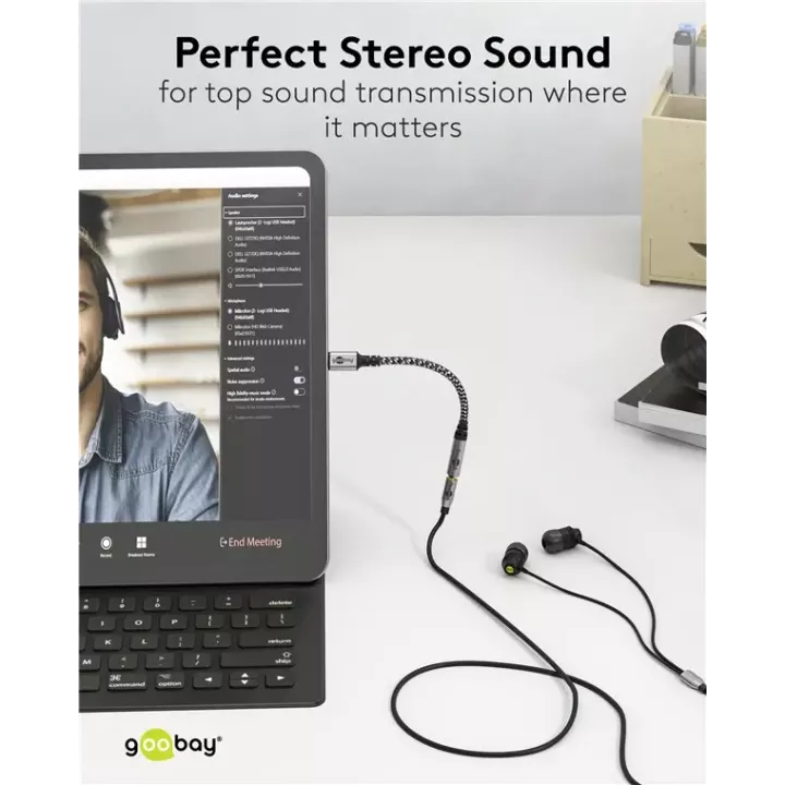 Cablu adaptor USB-C la mufa Jack 3.5 mm mama 15cm textil Goobay 74056