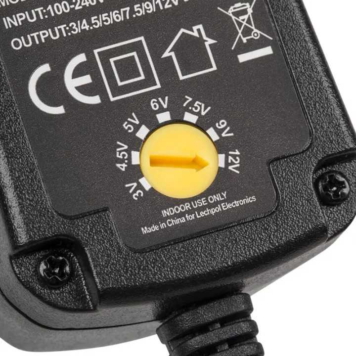 Alimentator stabilizat universal 3-12V 600mAh + 6 conectori REBEL URZ1152A