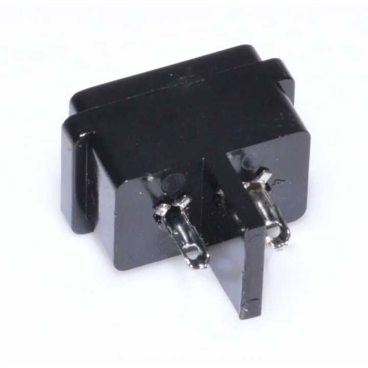 Mufa alimentare mama tip priza alimentare casetofon /EURO fixare pe panou IEC 60320 C8