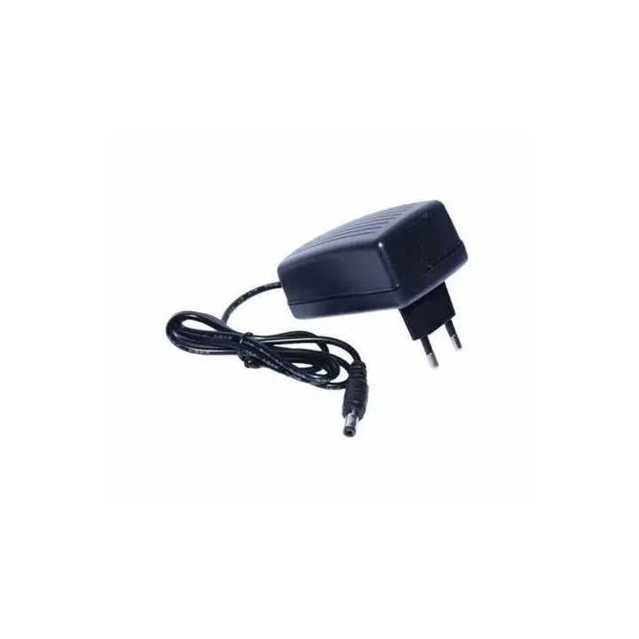 Alimentator 230VAC - 5VDC 2A 5.5x2.1 mm negru