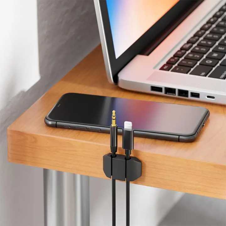 Set 5 organizatoare cabluri cu adeziv negre MK5540 deleyCON