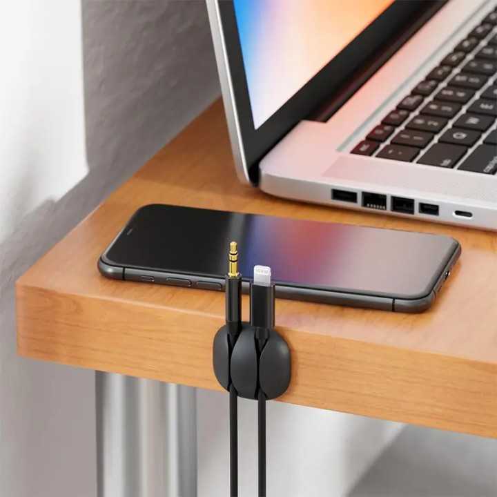 Set 5 cleme organizatoare cabluri cu adeziv negre MK5543 deleyCON