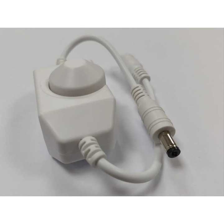 Variator dimmer de tensiune 12V /2A montaj pe fir cu mufa mama-tata 5.5x2.1 mm