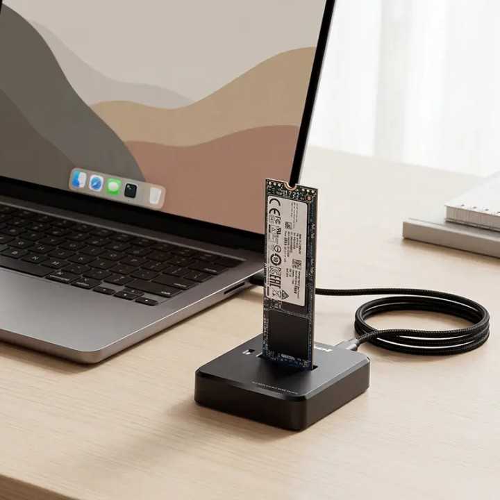 Docking Station M.2 SATA (NGFF) /M.2 NVMe (PCIe) /M-Key / B+M Key Plug&Play 2TB Rebel KOM01042